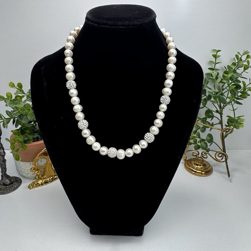 Freshwater Pearl Necklace With Sparkling Pave Crystal Beads Elegant Adjustable - Picture 3 of 9